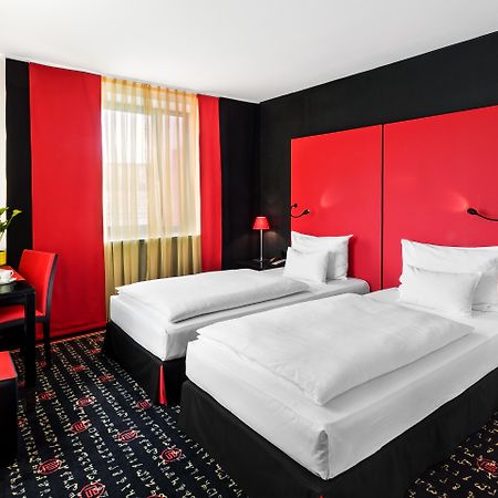 Vienna House Easy By Wyndham Pilsen Hotel Exterior photo