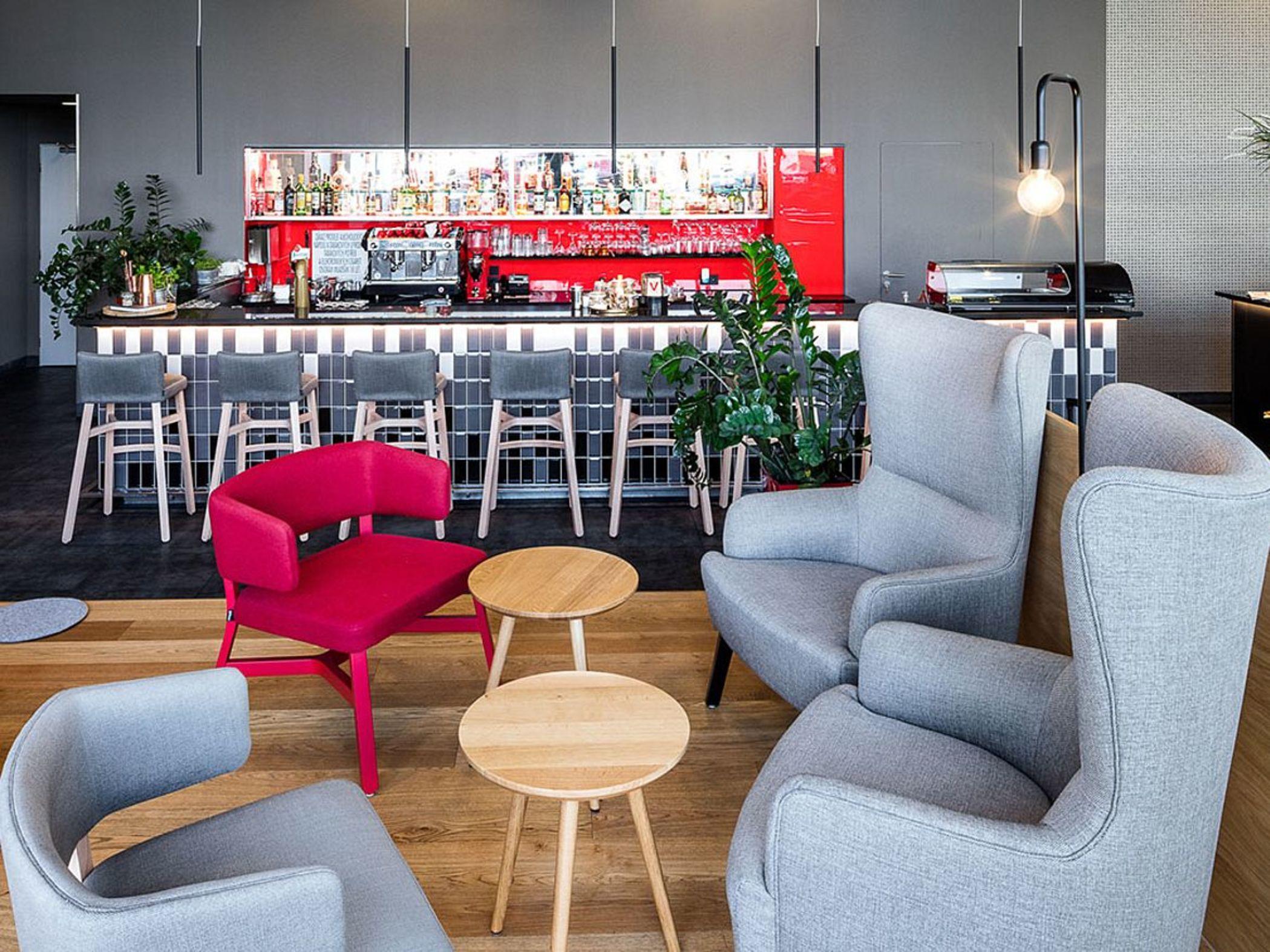 Vienna House Easy By Wyndham Pilsen Hotel Exterior photo
