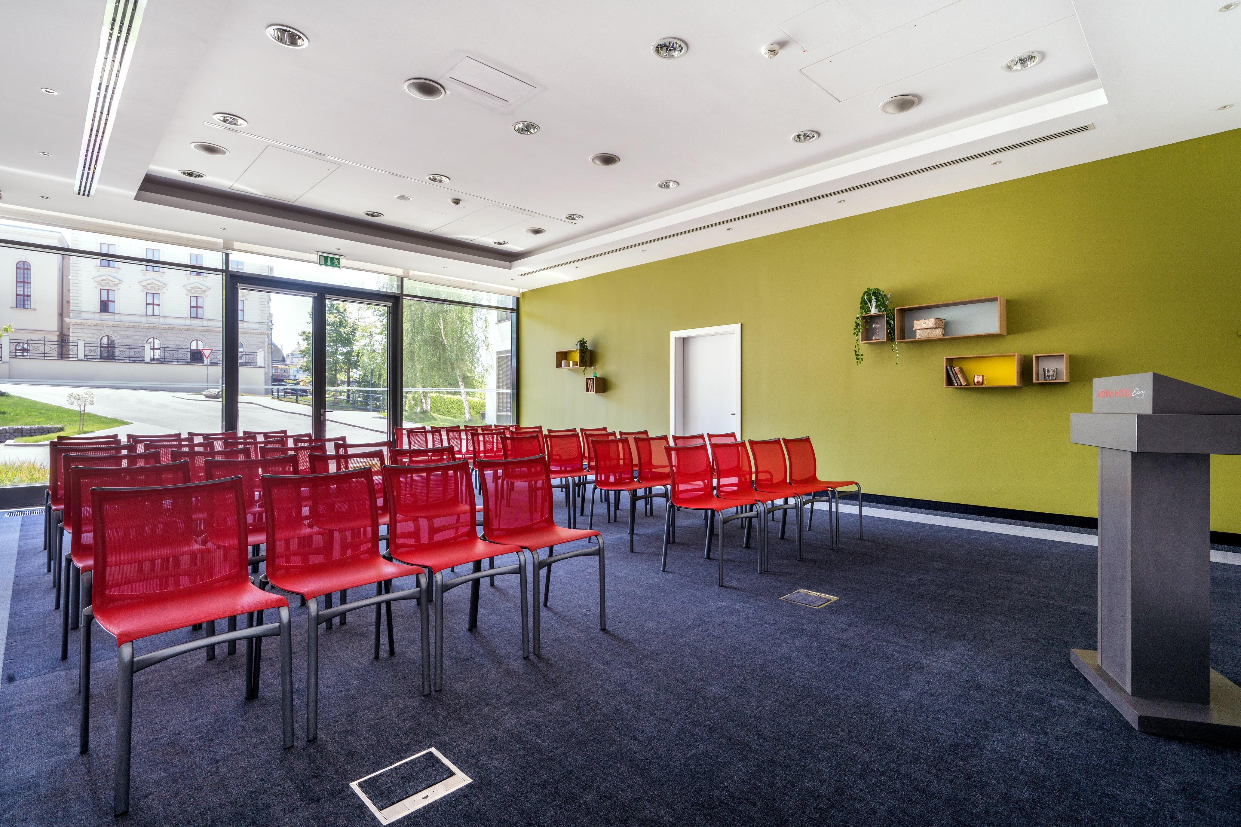 Vienna House Easy By Wyndham Pilsen Hotel Exterior photo