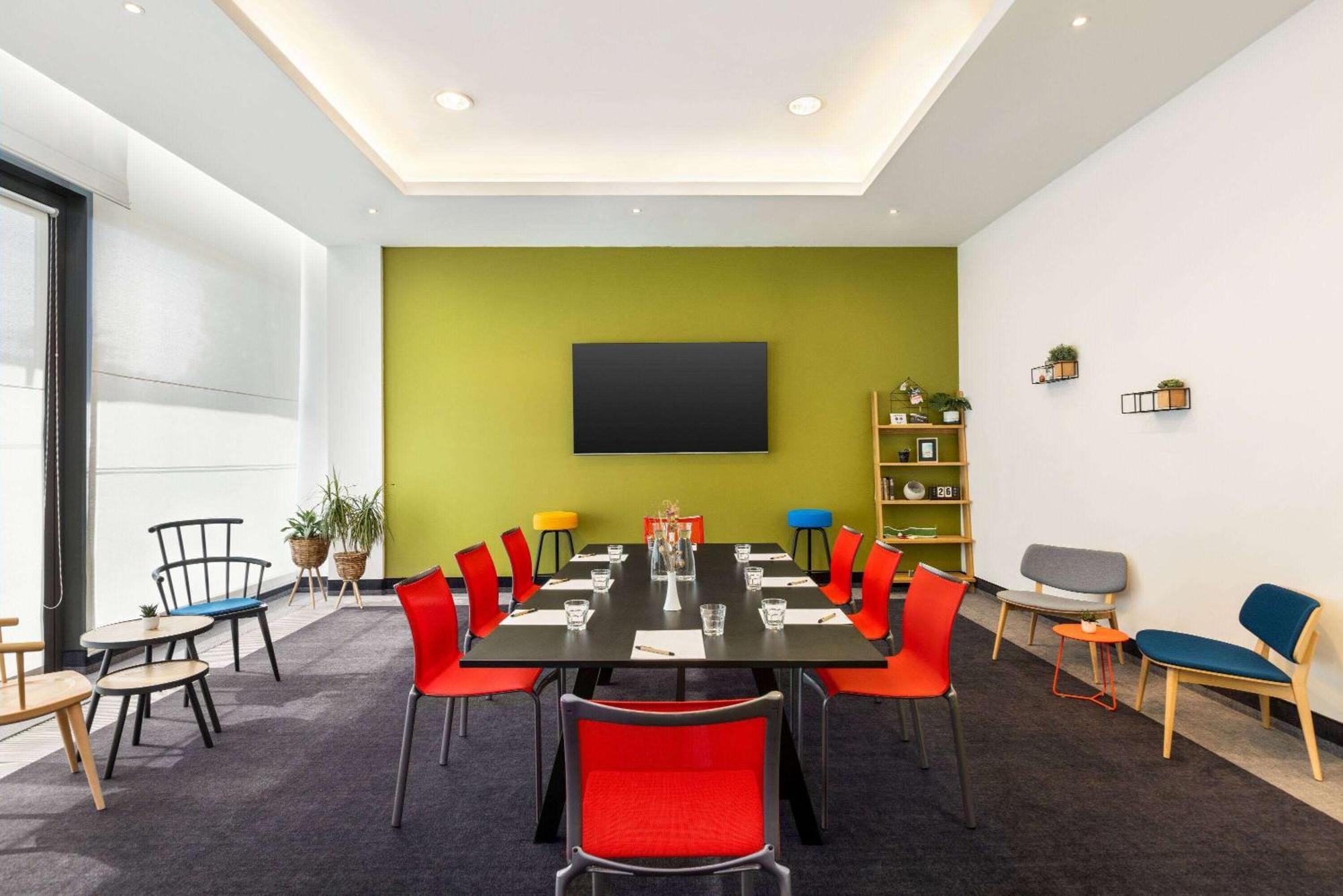 Vienna House Easy By Wyndham Pilsen Hotel Exterior photo