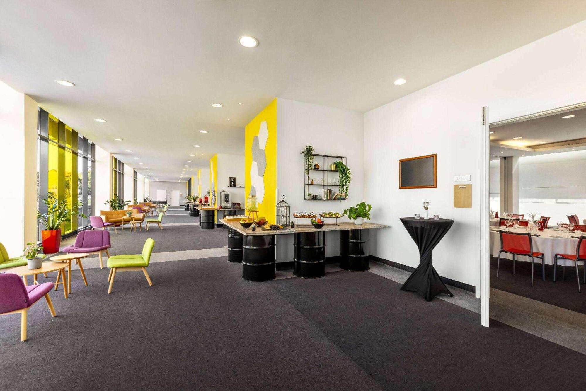 Vienna House Easy By Wyndham Pilsen Hotel Exterior photo