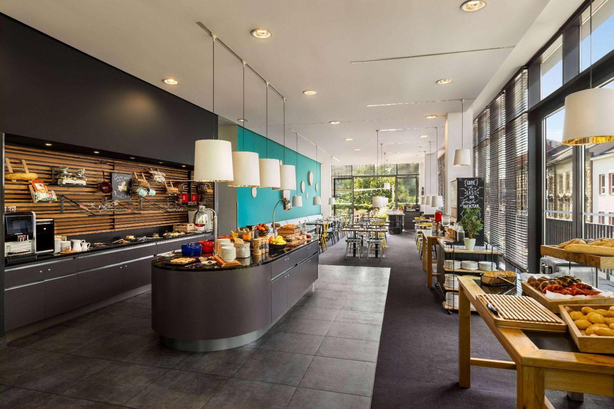 Vienna House Easy By Wyndham Pilsen Hotel Exterior photo